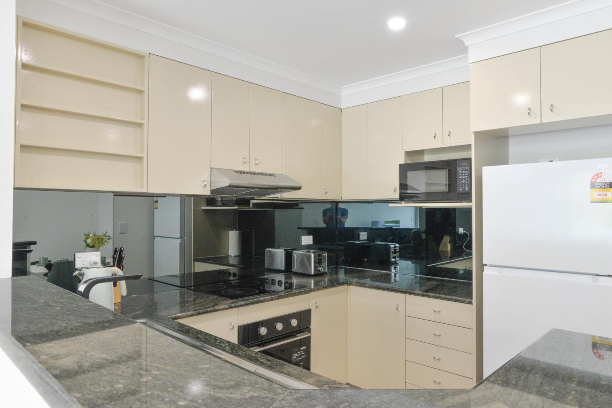 Great Location! Darling Harbour Superb 2Br Apt Sydney Buitenkant foto